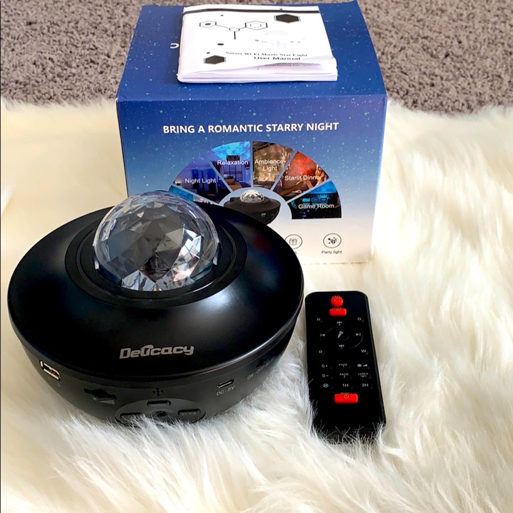 Remote night light projector